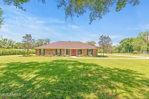 7711 Main Hwy, Saint Martinville, LA 70582