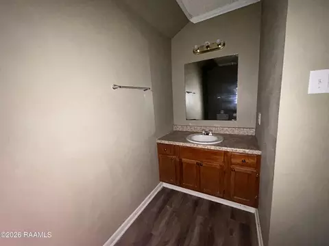 Bath - 306 S Severin St, Erath, LA 70533 photo 2 of 2