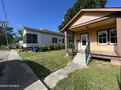 Exterior - 306 S Severin St, Erath, LA 70533 photo 2 of 3