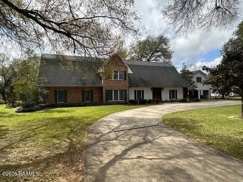 8409 River Rd, Abbeville, LA 70510