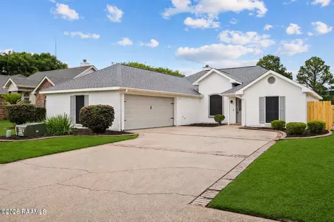 108 Bronze Medal Dr, Lafayette, LA 70506