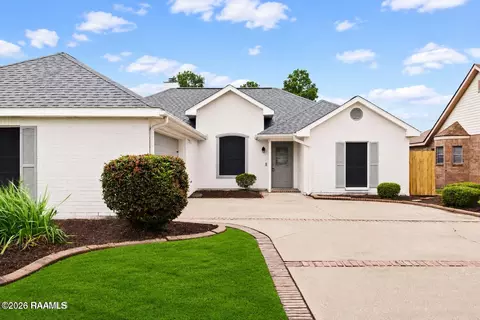 108 Bronze Medal Dr, Lafayette, LA 70506