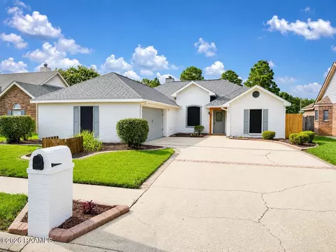 108 Bronze Medal Dr, Lafayette, LA 70506