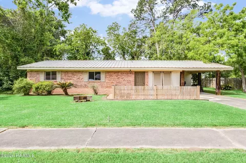 113 Maple Dr, Lafayette, LA 70506