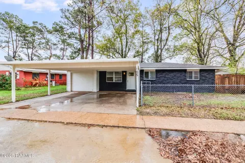 105 Brockton Dr, Carencro, LA 70520