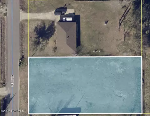 5833 Perry Ln, Lake Charles, LA 70605
