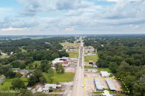 308 W Summers Dr, Abbeville, LA 70510