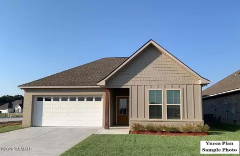 103 Crescent Row, Broussard, LA 70518