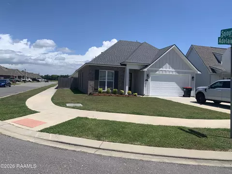 128 Sojourner Dr, Lafayette, LA 70508