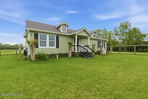 504 N Dubois Rd, New Iberia, LA 70560