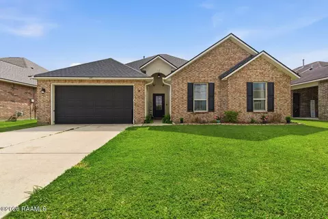 108 Agrarian Ave, Rayne, LA 70578