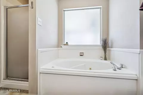 Bath - 70317 7th St, Covington, LA 70433 photo 2 of 3