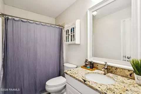 Bath - 70317 7th St, Covington, LA 70433 photo 3 of 3