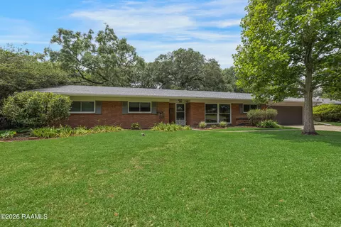 222 Louise Dr, Lafayette, LA 70506
