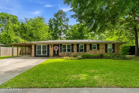 9062 Baker Dr, Baton Rouge, LA 70809
