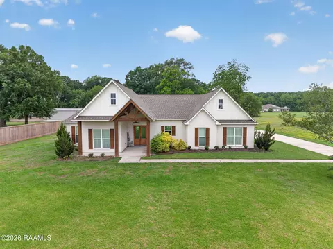 6121 Mclin Rd, Port Allen, LA 70767