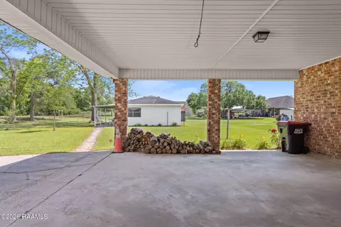 Exterior - 847 Ridge Rd, Duson, LA 70529 photo 1 of 6