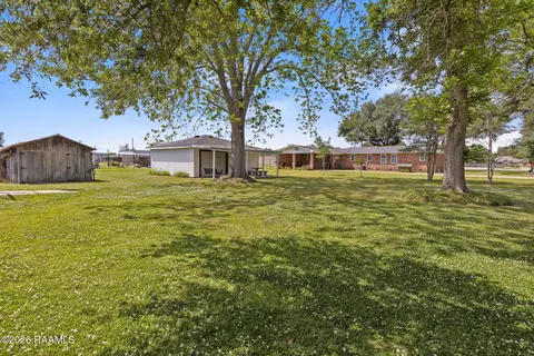 Exterior - 847 Ridge Rd, Duson, LA 70529 photo 5 of 6