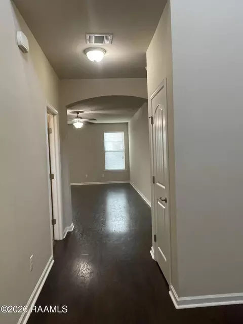 Entry Way - 103 Pastoral View Dr, Rayne, LA 70578 photo 7 of 7