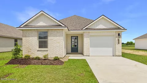 404 Wrenwood Dr, New Iberia, LA 70560