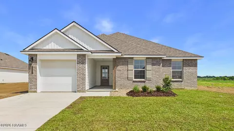 402 Wrenwood Dr, New Iberia, LA 70560