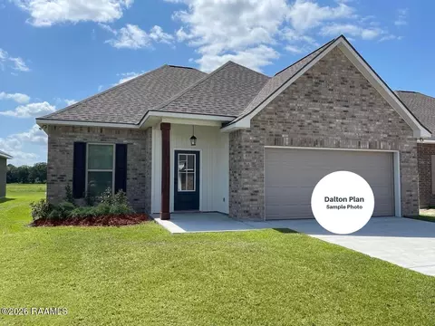 206 Tatum Ln, Youngsville, LA 70592