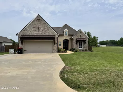 345 Camus Rd, Lafayette, LA 70503
