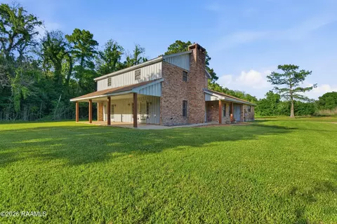 156 Magnifique Rd, Breaux Bridge, LA 70517