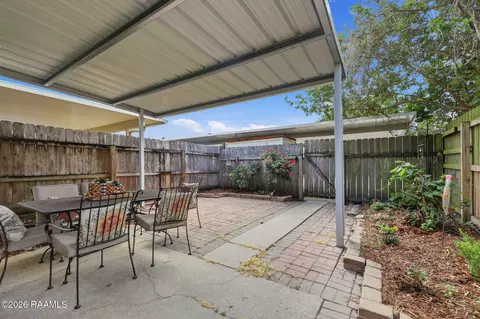 208 Long Plantation Blvd #D, Lafayette, LA 70508