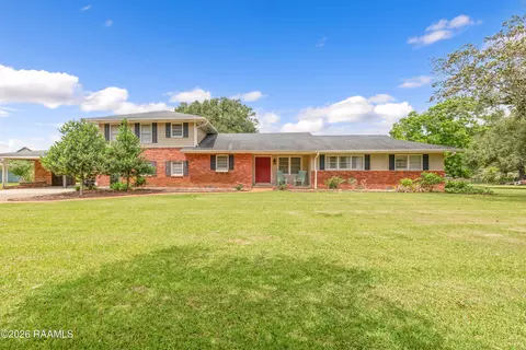 14002 S Guegnon St, Abbeville, LA 70510