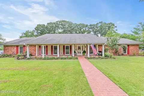 1011 Martinez Dr, Opelousas, LA 70570