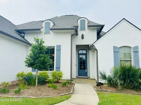 100 Olivewood Dr, Lafayette, LA 70508