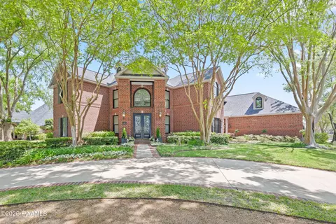307 Englewood Dr, Lafayette, LA 70503