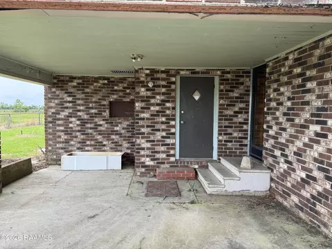 Exterior - 9309 Bourque Rd, Gueydan, LA 70542 photo 1 of 4