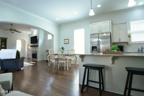 Entry Way - 106 Pascalet Pl, Lafayette, LA 70507 photo 3 of 7