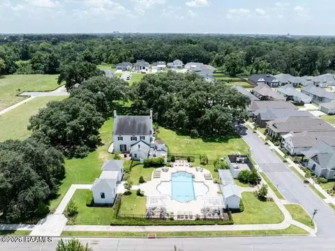 View/Area - 106 Pascalet Pl, Lafayette, LA 70507 photo 4 of 6