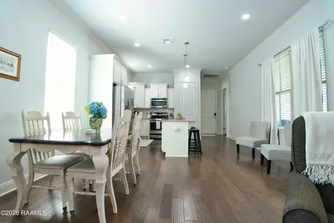 Entry Way - 106 Pascalet Pl, Lafayette, LA 70507 photo 2 of 7