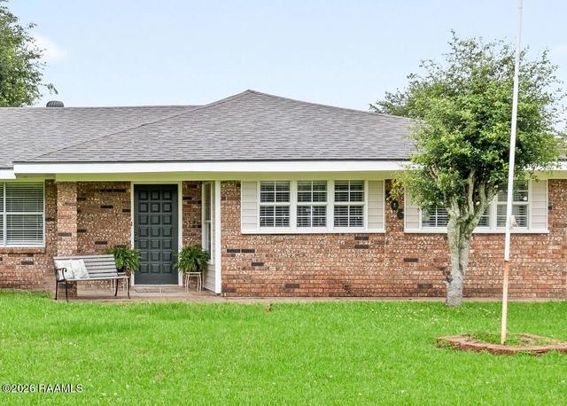206 Paul Boudreaux Rd, Lafayette, LA 70506