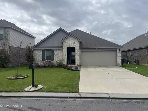 128 Emerald Star Ln, Lafayette, LA 70506