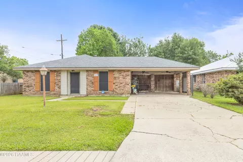 103 Winsor Dr, Lafayette, LA 70507