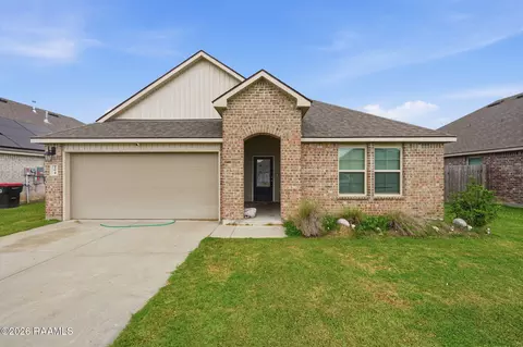 204 Marathon Dr, Lafayette, LA 70501