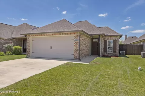 105 Canton Ct, Youngsville, LA 70592