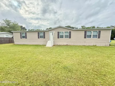 1075 Percy Rd, Saint Martinville, LA 70582
