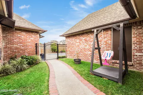 Exterior - 202 Rivergrass Dr, Lafayette, LA 70508 photo 7 of 7