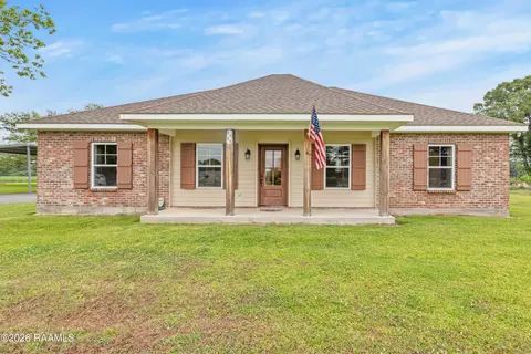 1111 Lady Of The Lake Rd, Saint Martinville, LA 70582