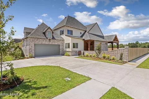 123 Summit Heights Dr, Youngsville, LA 70592
