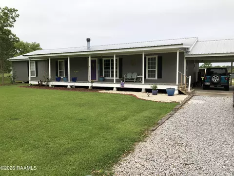 8718 Harry Dr, Youngsville, LA 70592