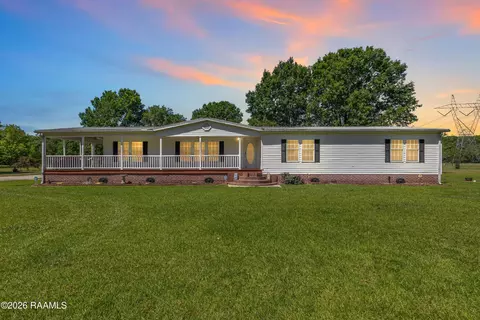1225 Oscar Rivette Rd, Arnaudville, LA 70512