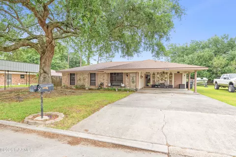 130 Guadalupe St, New Iberia, LA 70563