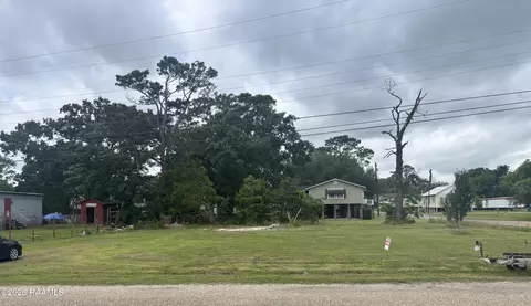 402 Laurence St, Delcambre, LA 70528